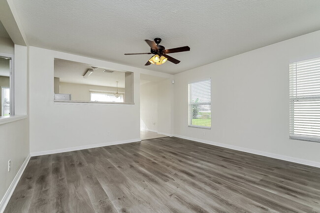 Photo - 11019 Golden Silence Dr