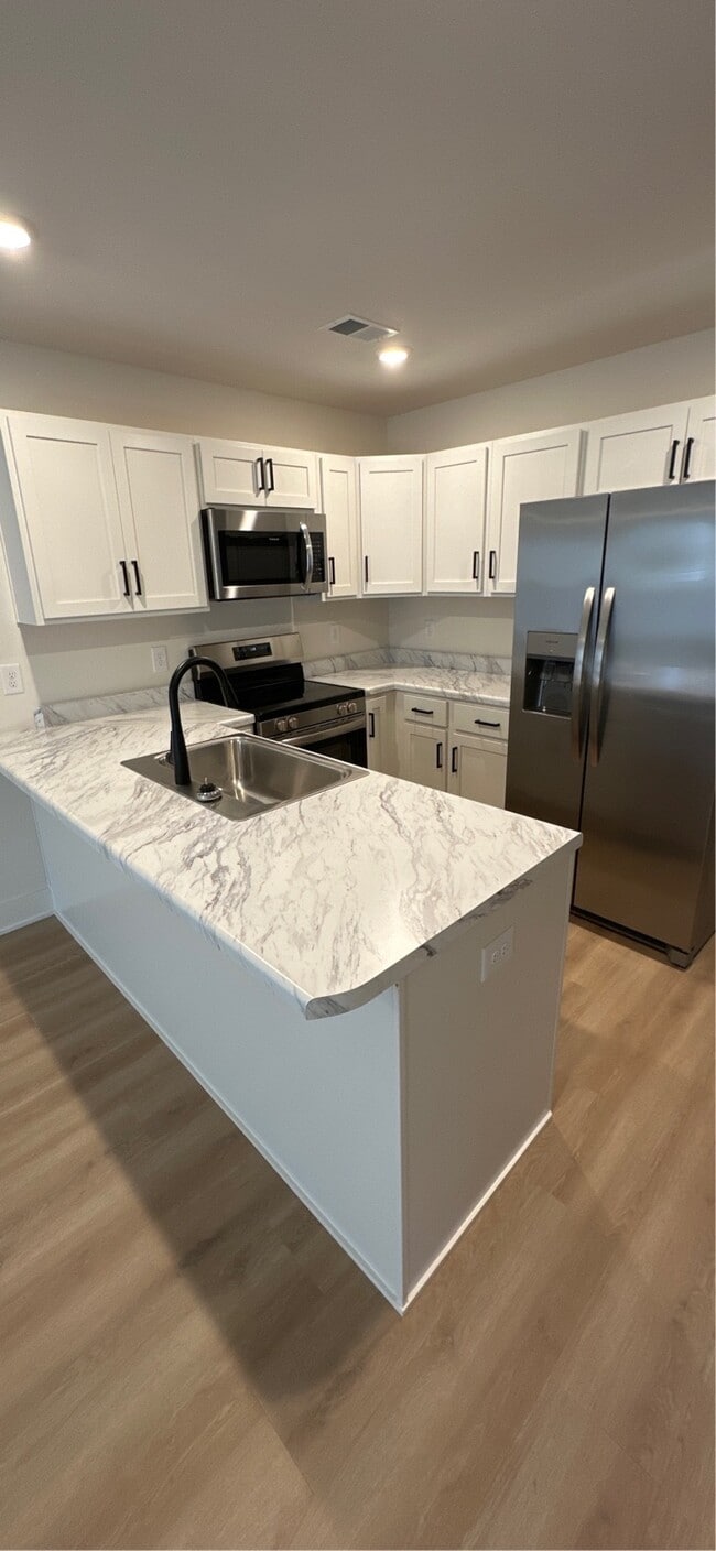 Photo - 1108 W Main St