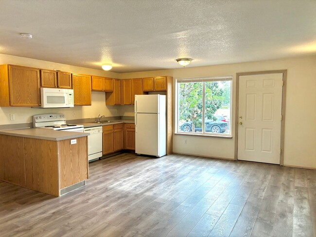 Photo - 6935-6937-6937 N Maryland Ave