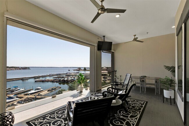 Photo - 15260 TX-105 Unit 412