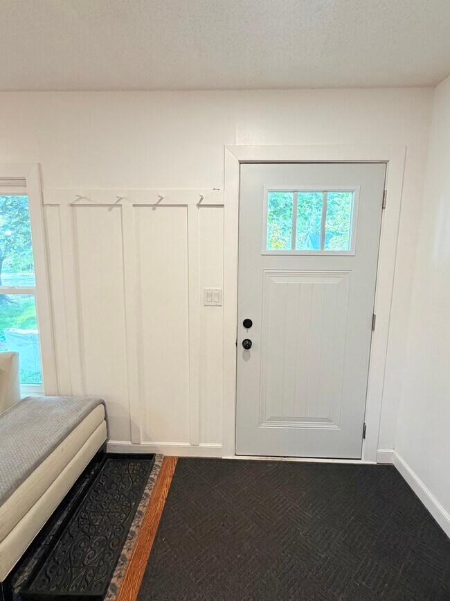 Photo - 209 12th Ave N
