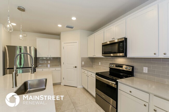 Photo - 10820 Firebush Cir Casa