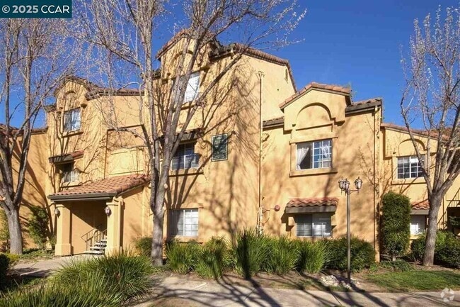Building Photo - 460 Bollinger Canyon Ln Unit 286 Rental