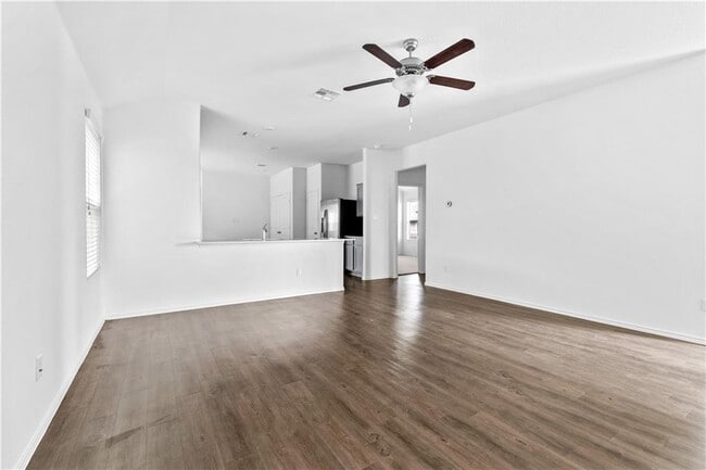 Photo - 144 Red Buckeye Loop