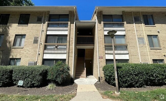 Building Photo - 8854 Spiral Cut Rental