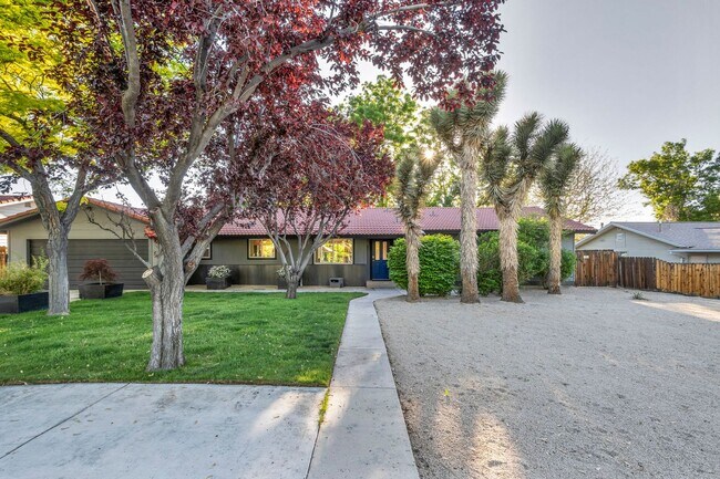 Photo - 2655 Parkway Dr