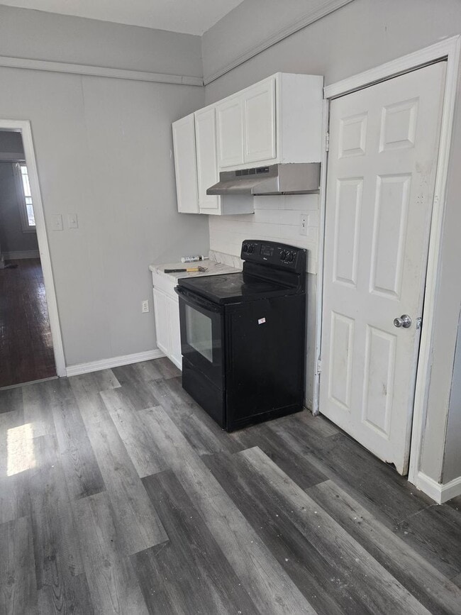 Photo - Beautiful 4-Bedroom Home with Central Air, Gas Heating  Laundry