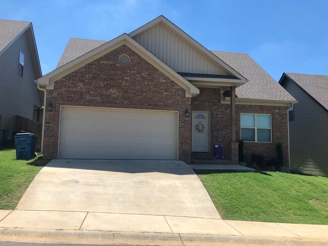 3372 Garden Club Dr
