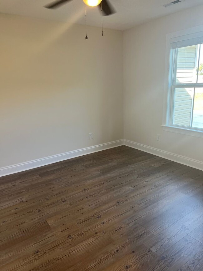 Photo - BEAUTIFUL NEW home!!! ??? 3 Bedrooms, 2 Ba...