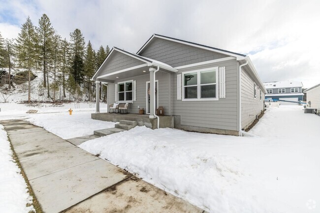 Building Photo - Home in Hayden Canyon!