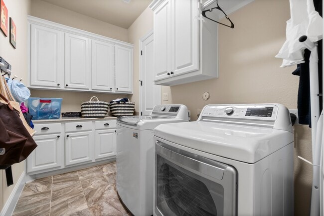 Photo - 30 Beacons Light Pl