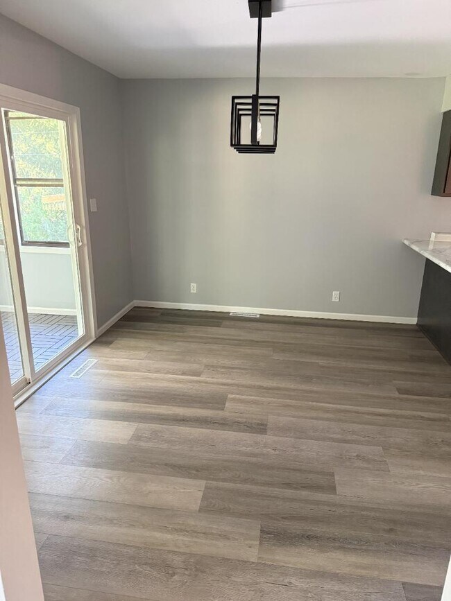 Photo - 267 Arbor Dr