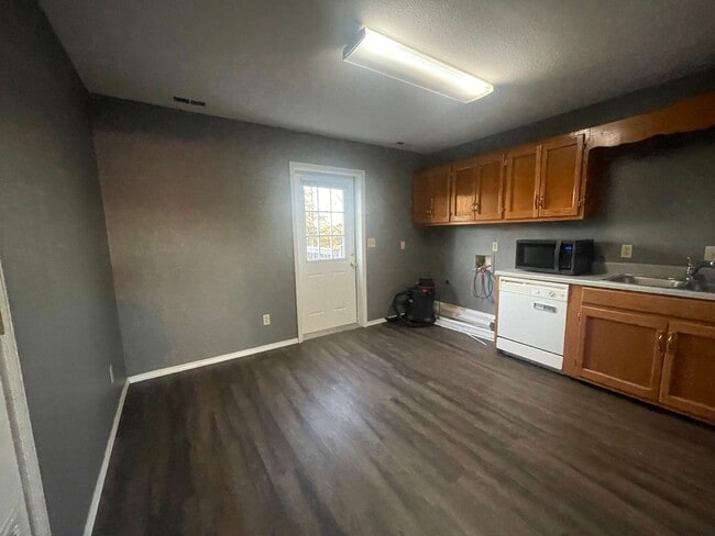 Building Photo - OK 1109-20 Unit OK 1109-20