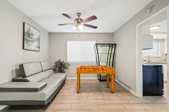 Photo - 9907 Towne Tower Ln