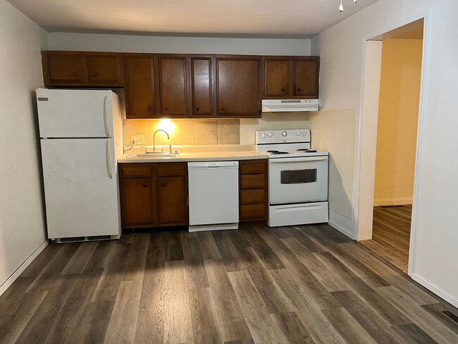 Photo - 2507 S Ingram Mill Rd Unit B