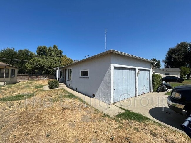 Building Photo - 515 N M St Unit 515