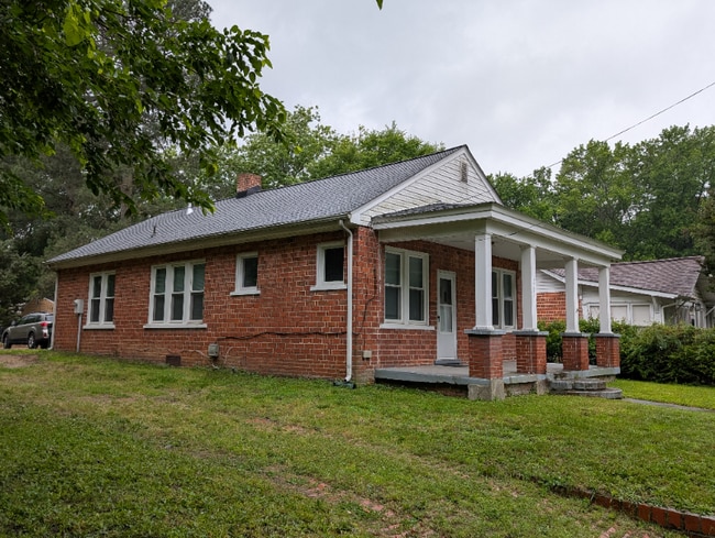 Photo - 2112 W Broadway House