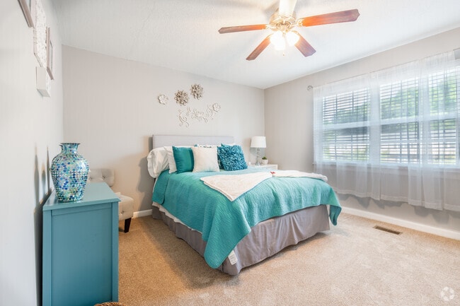 2BR,1.5BA - 1,075SF Bedroom
