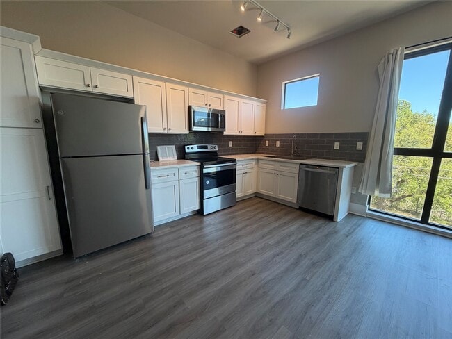 Photo - 2727 Houston Ave Unit 302