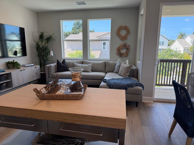 350 San Lorenzo Rd Unidad One Bedroom Apartment