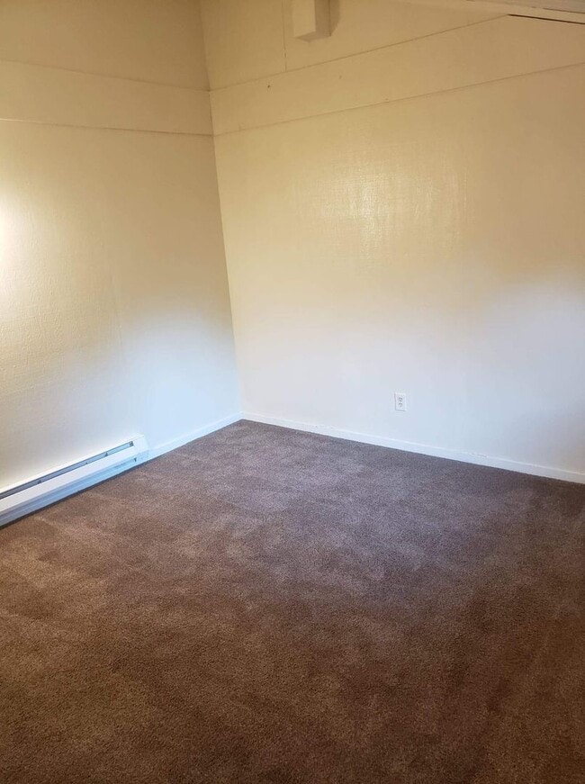 Photo - Move in Ready 1 Bed/1Bath in Clearwood with detached 2 car garage!