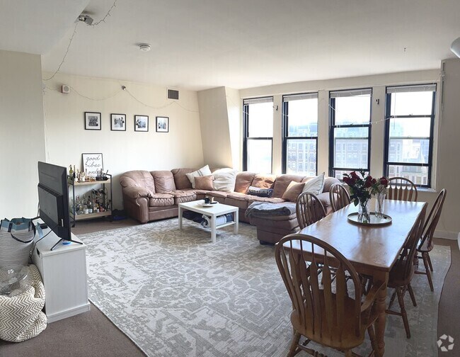 Building Photo - 471 Commonwealth Ave Unit 701 Rental