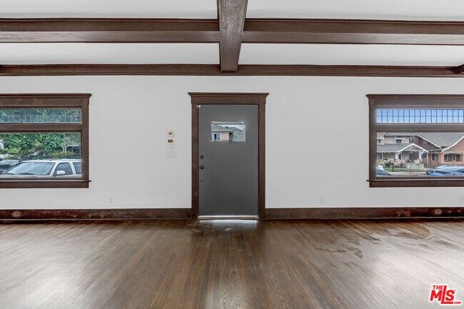 1804 Roosevelt Ave