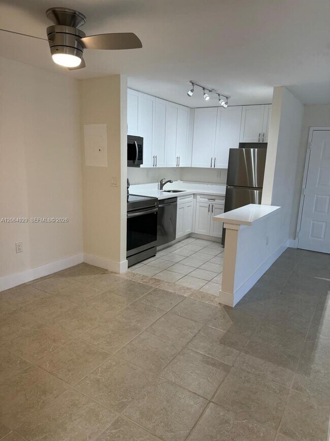 Photo - 15600 SW 80th St Unit L-209