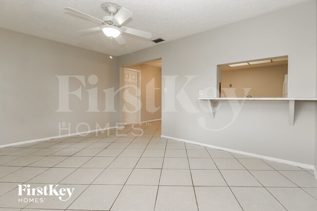 Photo - 2161 Tropic Ave