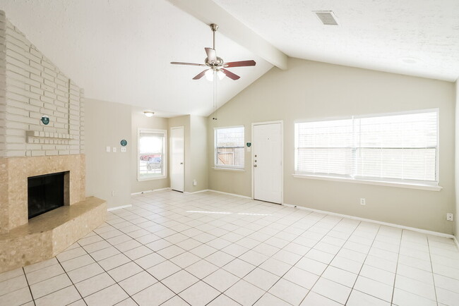 Photo - 7105 Haven Creek Dr