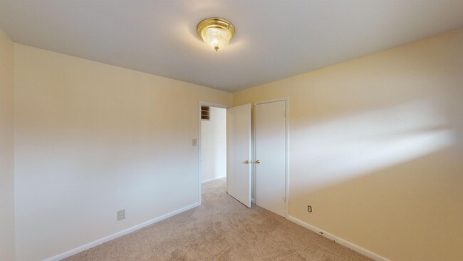 Photo - 1318 Argonne Blvd
