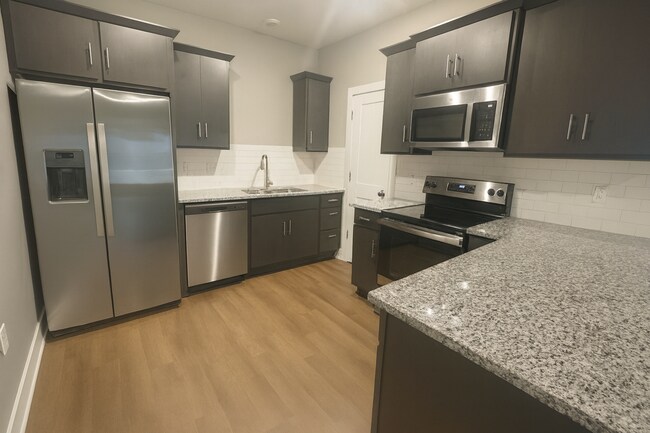 Photo - 12129/31 Cora Unit 12129 Cora