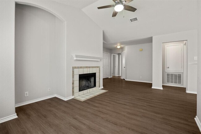 Photo - 16702 Shipshaw River Dr