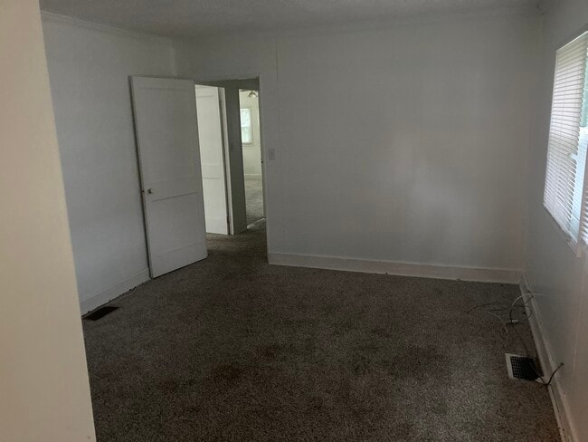 Photo - 1111 W Clark St