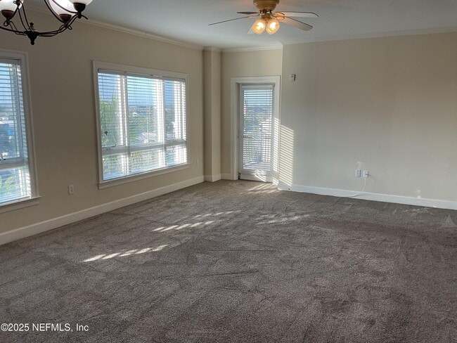 Photo - 525 3rd St N Unidad # 503