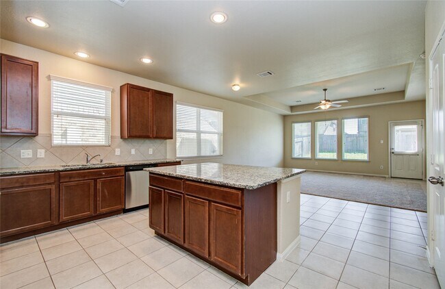 Photo - 24931 Puccini Pl