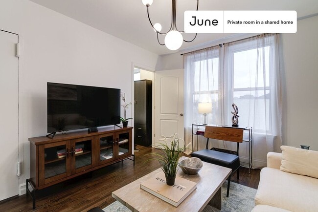 Room in Shared 4 bed/1 bath home in Prospect Heights
