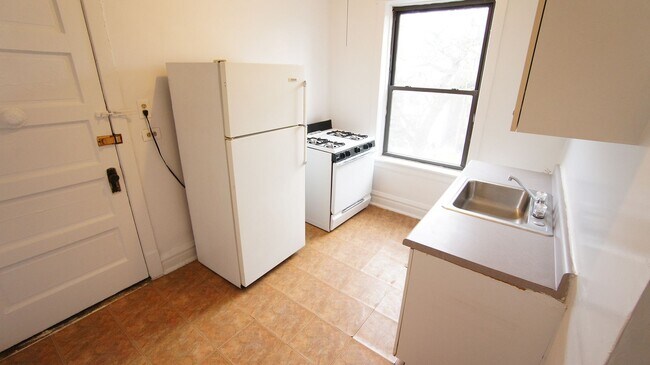 Photo - 2530 N Kedzie Blvd Unit 2520-2N