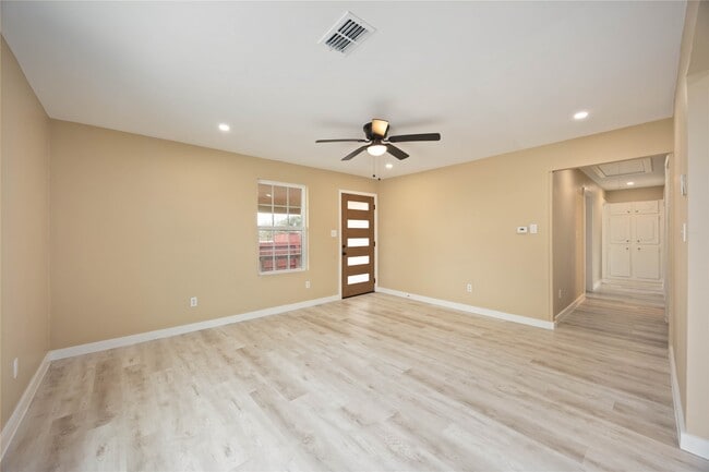 Photo - 3001 FM 360 Rd