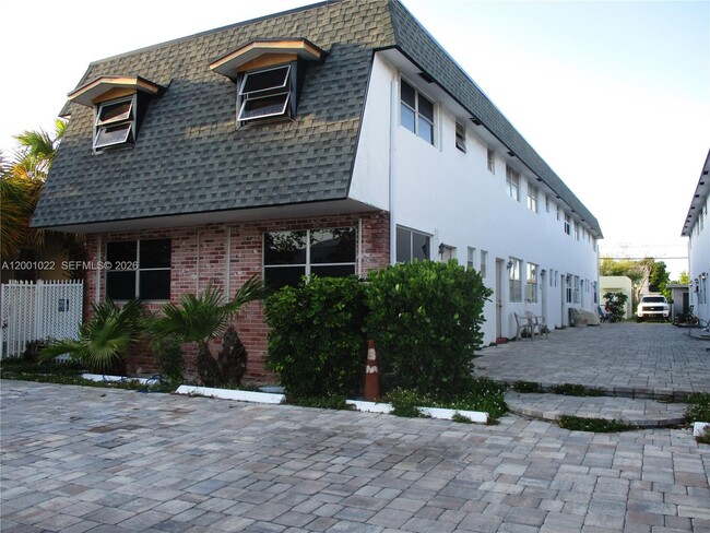 Photo - 1949 Taylor St