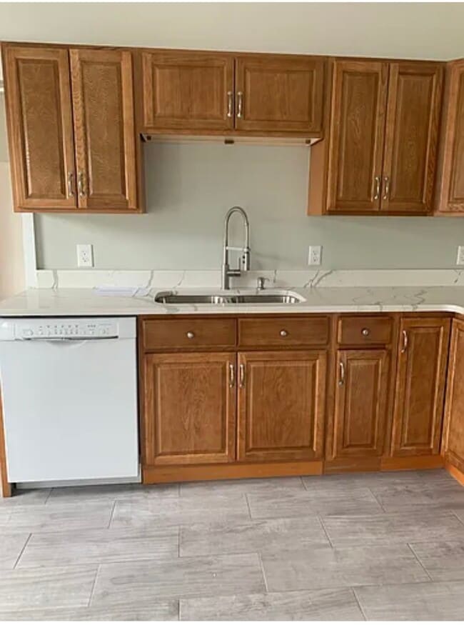 Photo - 91 Walnut St Unit 2