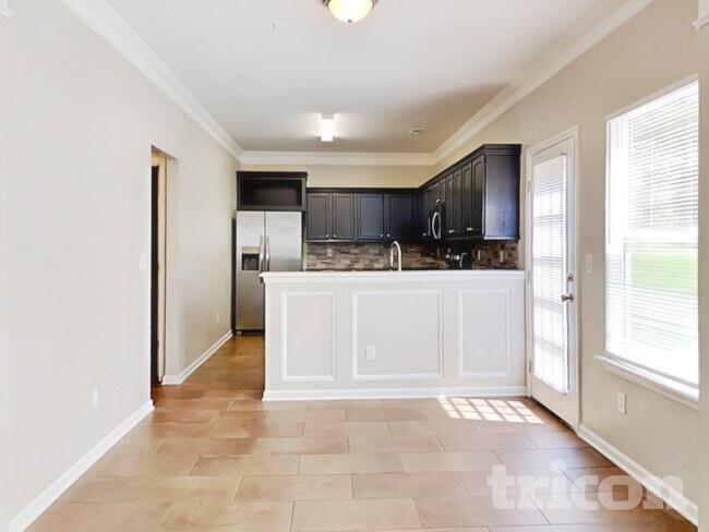 Photo - 1200 Ballina Way