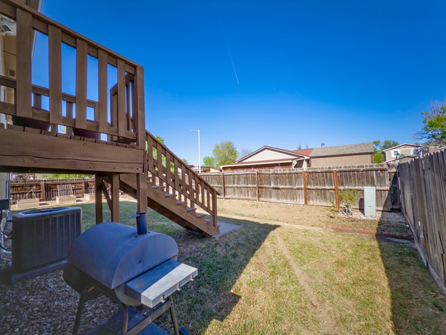 Photo - 1860 Logan St