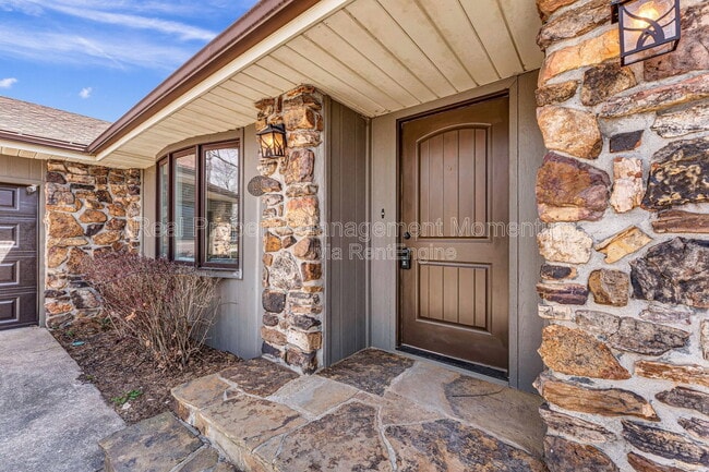 Photo - 3204 N Wildan Ave