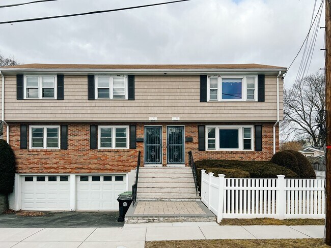 Photo - 22 Chandler St Unit 2
