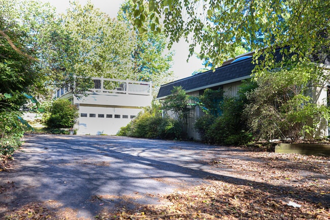 Photo - 2103 Laurel Brook Rd