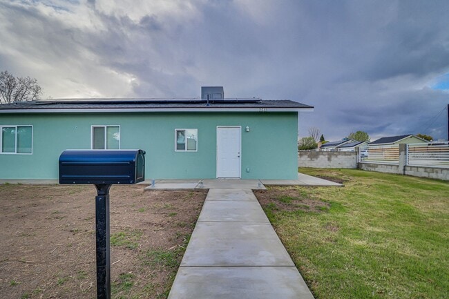 2513 Olympic Dr