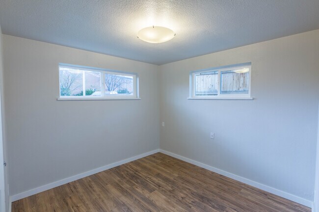 Photo - 3748 Vance St