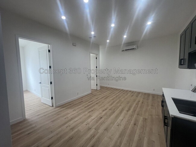 5512 N Long Beach Blvd Unit B