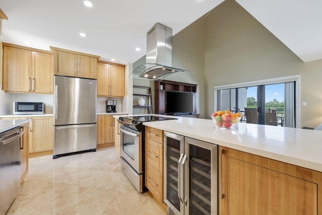 Building Photo - 800 Greensward Ct Unit 203I